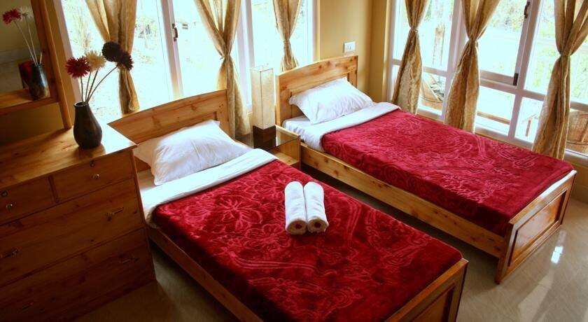 Shikher Guest House, Kalimpong 4